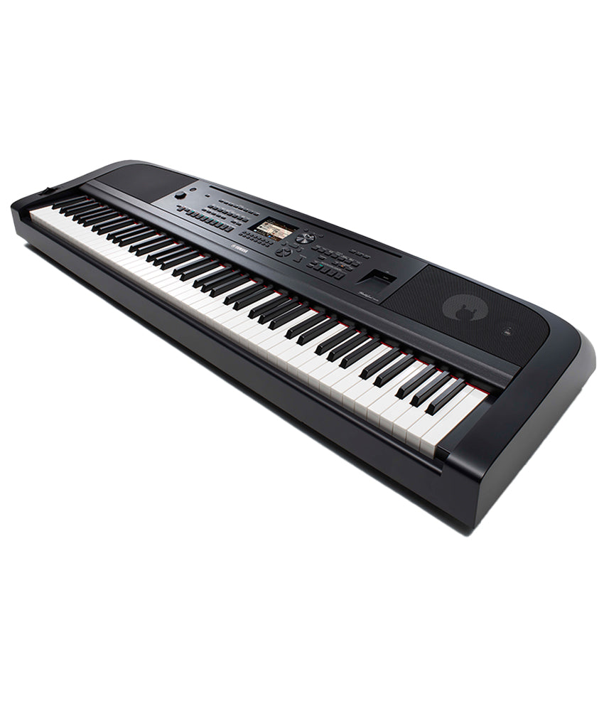 Yamaha DGX-670 88-Key Portable Grand Digital Piano - Black